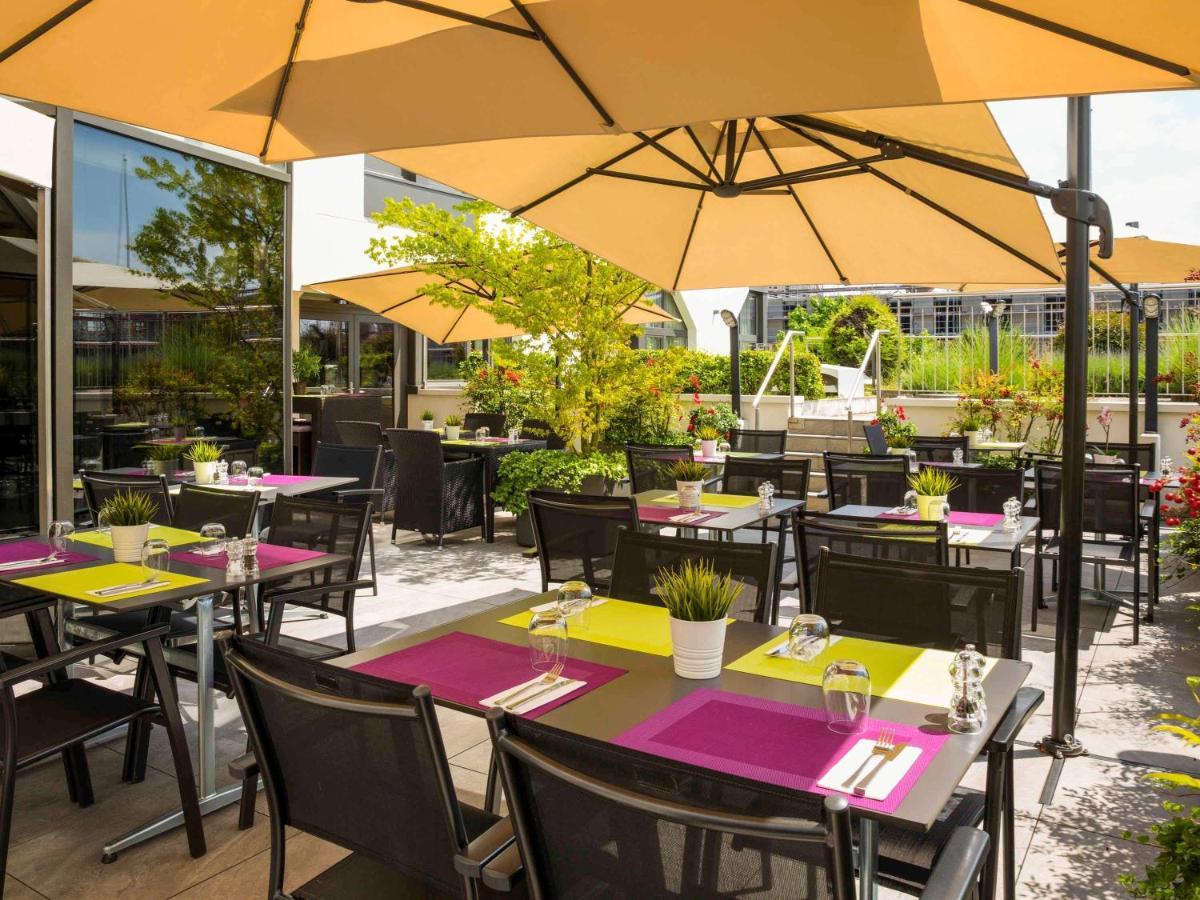 Ibis Lausanne Crissier Exteriör bild