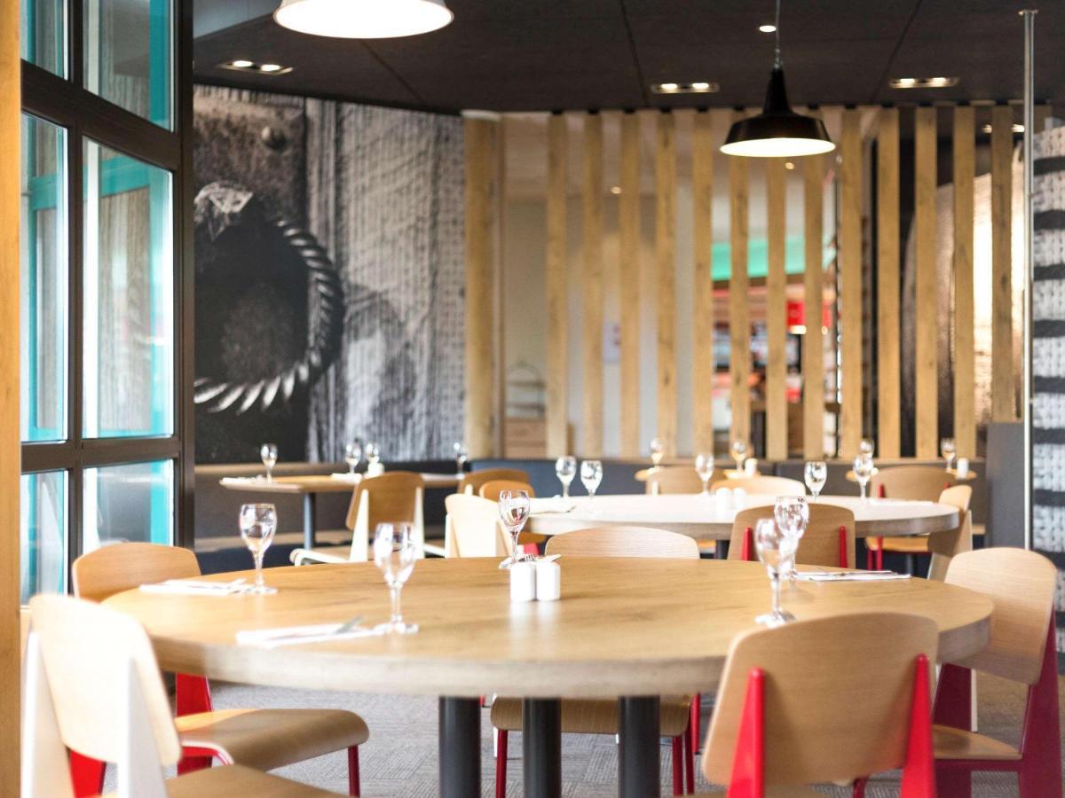 Ibis Lausanne Crissier Exteriör bild