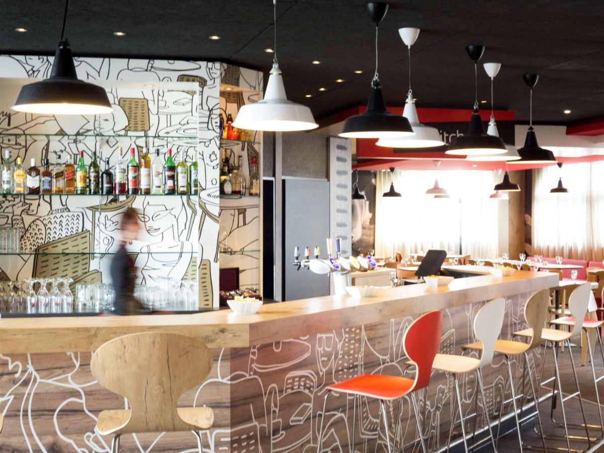 Ibis Lausanne Crissier Exteriör bild