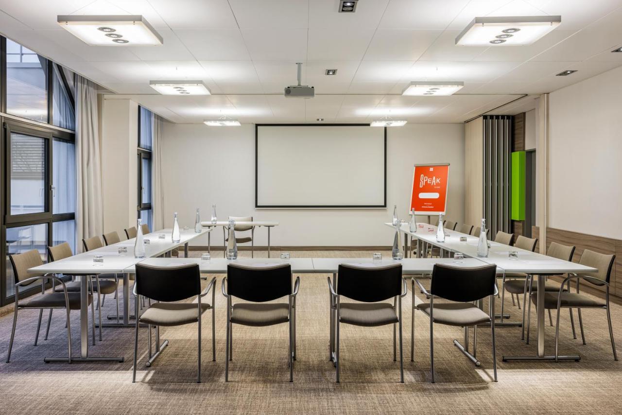 Ibis Lausanne Crissier Exteriör bild