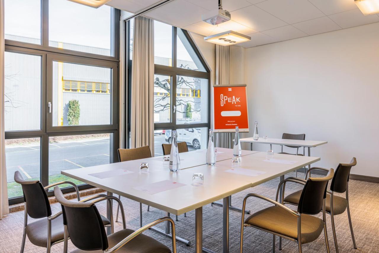 Ibis Lausanne Crissier Exteriör bild