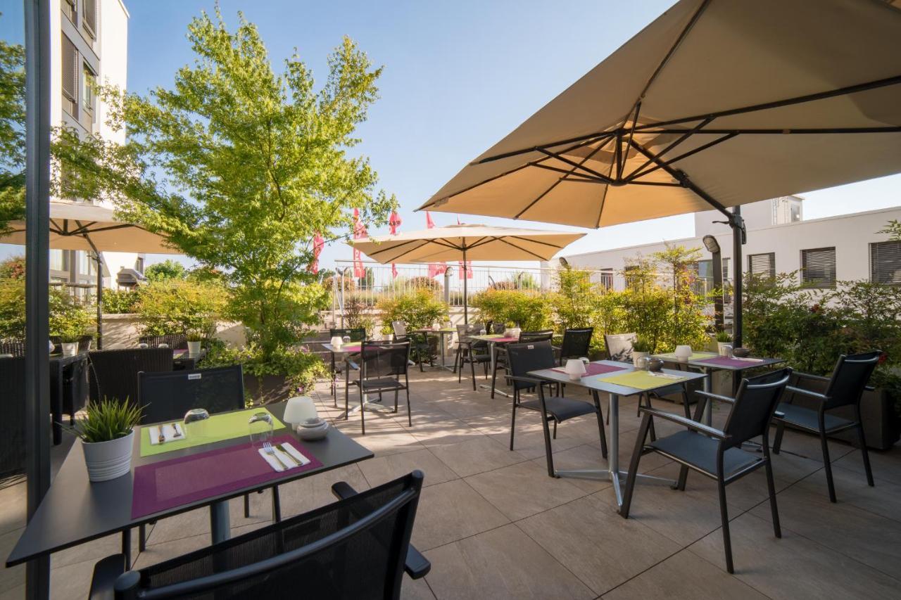 Ibis Lausanne Crissier Exteriör bild