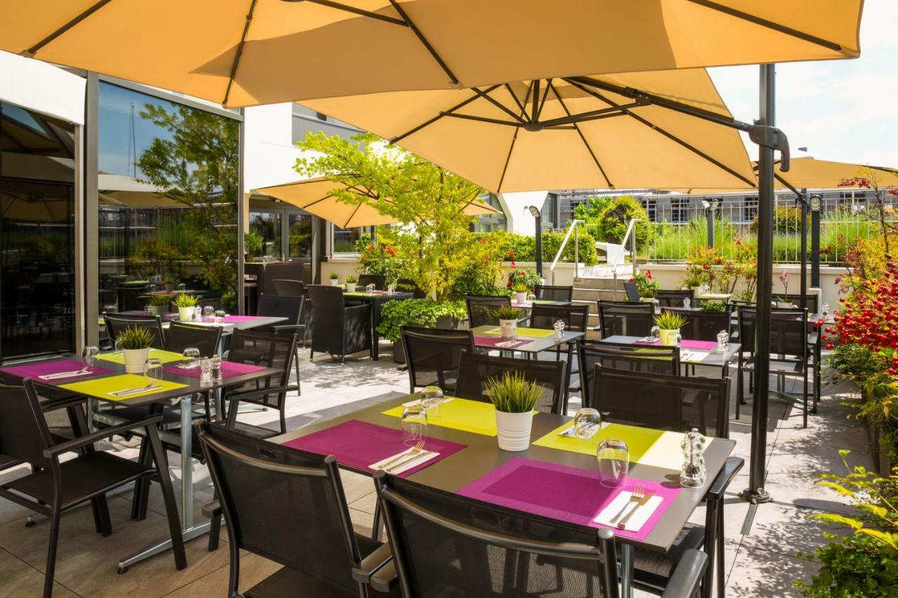 Ibis Lausanne Crissier Exteriör bild
